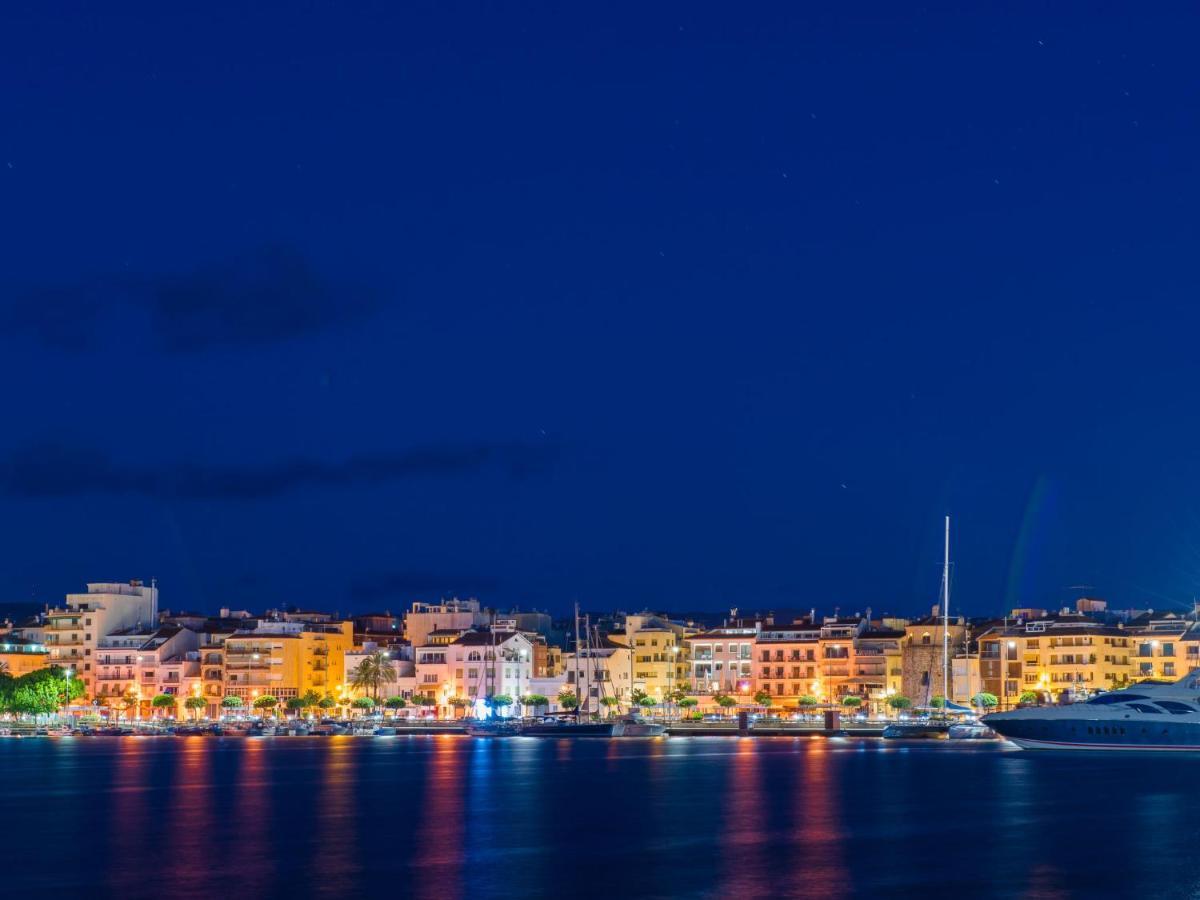 Holiday Home Gunella Cambrils Esterno foto